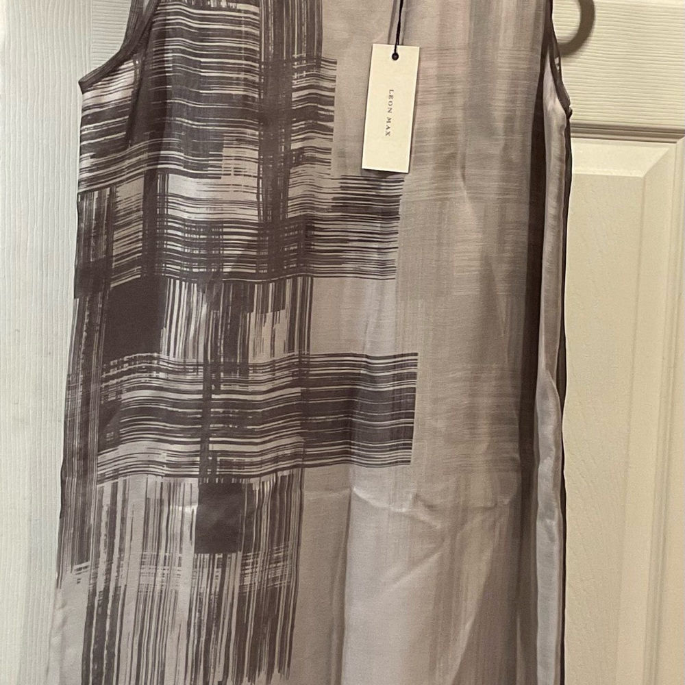 Max Studio Gray and White Patterned Dress